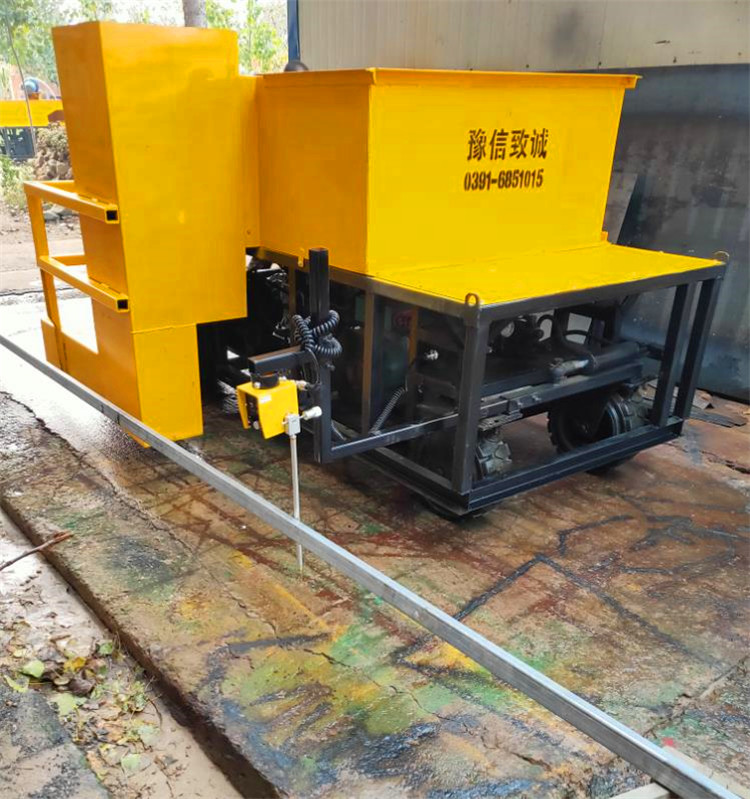 廣東韶關(guān)路緣石滑模機(jī)自動(dòng)感應(yīng)轉(zhuǎn)向模塊